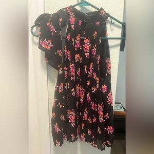 Elle sleeveless blouse, size xs